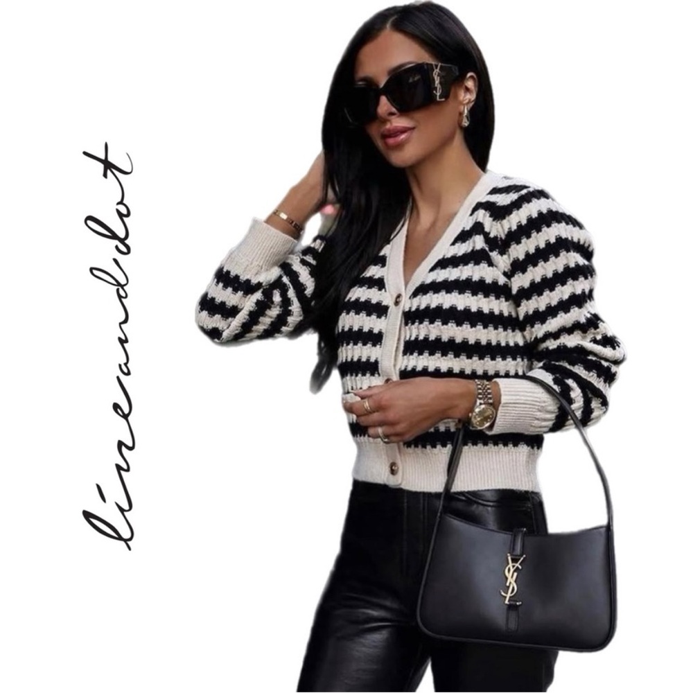 Line and dot cardigan size small